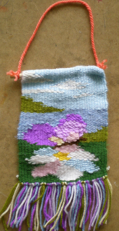 Худякова Анастасия, 12 лет, Бабочка на цветке,2007,гобелен